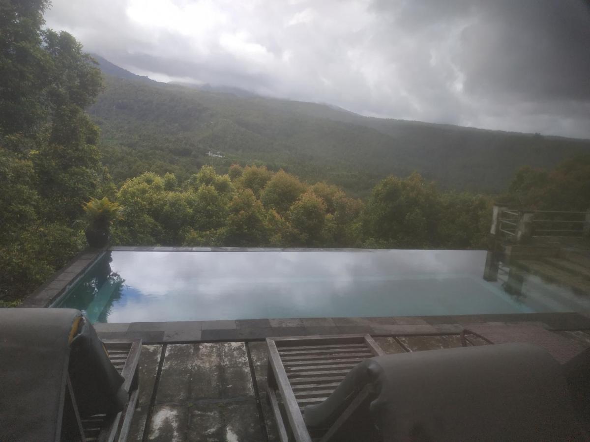 ホテル Puri Alam Bali Munduk エクステリア 写真